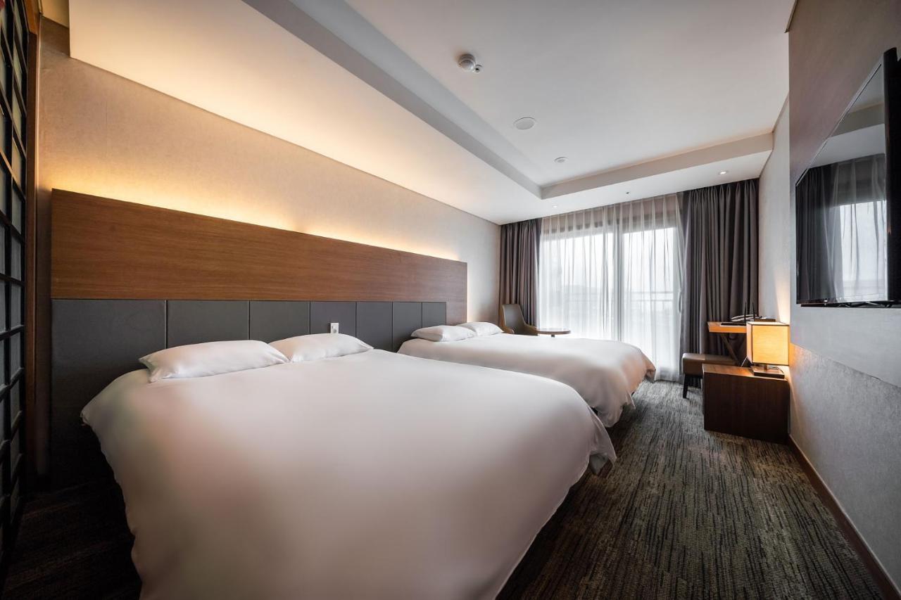 Golden Tulip Jeju Seongsan Hotel Экстерьер фото